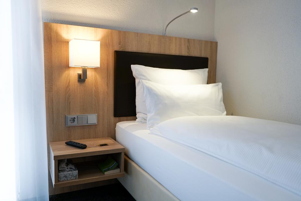 Hotel Go2Bed Weil Am Rhein - Basel Стая снимка