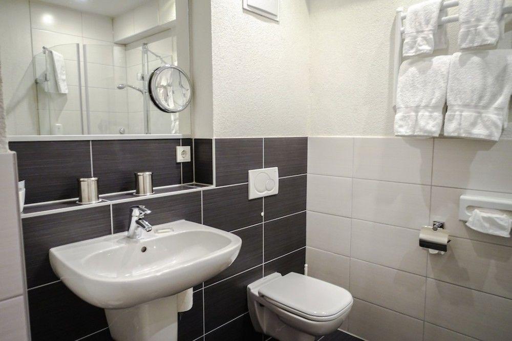 Hotel Go2Bed Weil Am Rhein - Basel Екстериор снимка